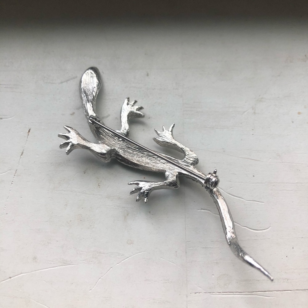Vintage crystal lizard pin - Picture 4 of 12